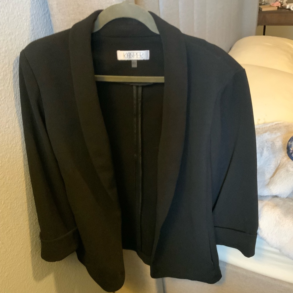 Kasper no button black blazer in large